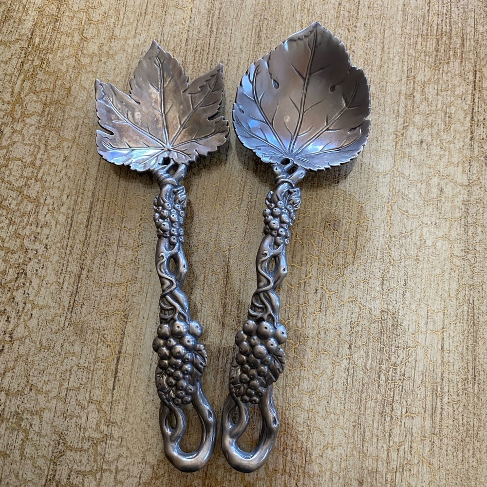 Arthur court salad spoon